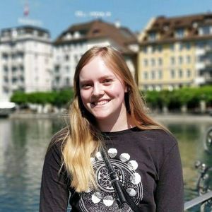 Meet your Posher, Ashley